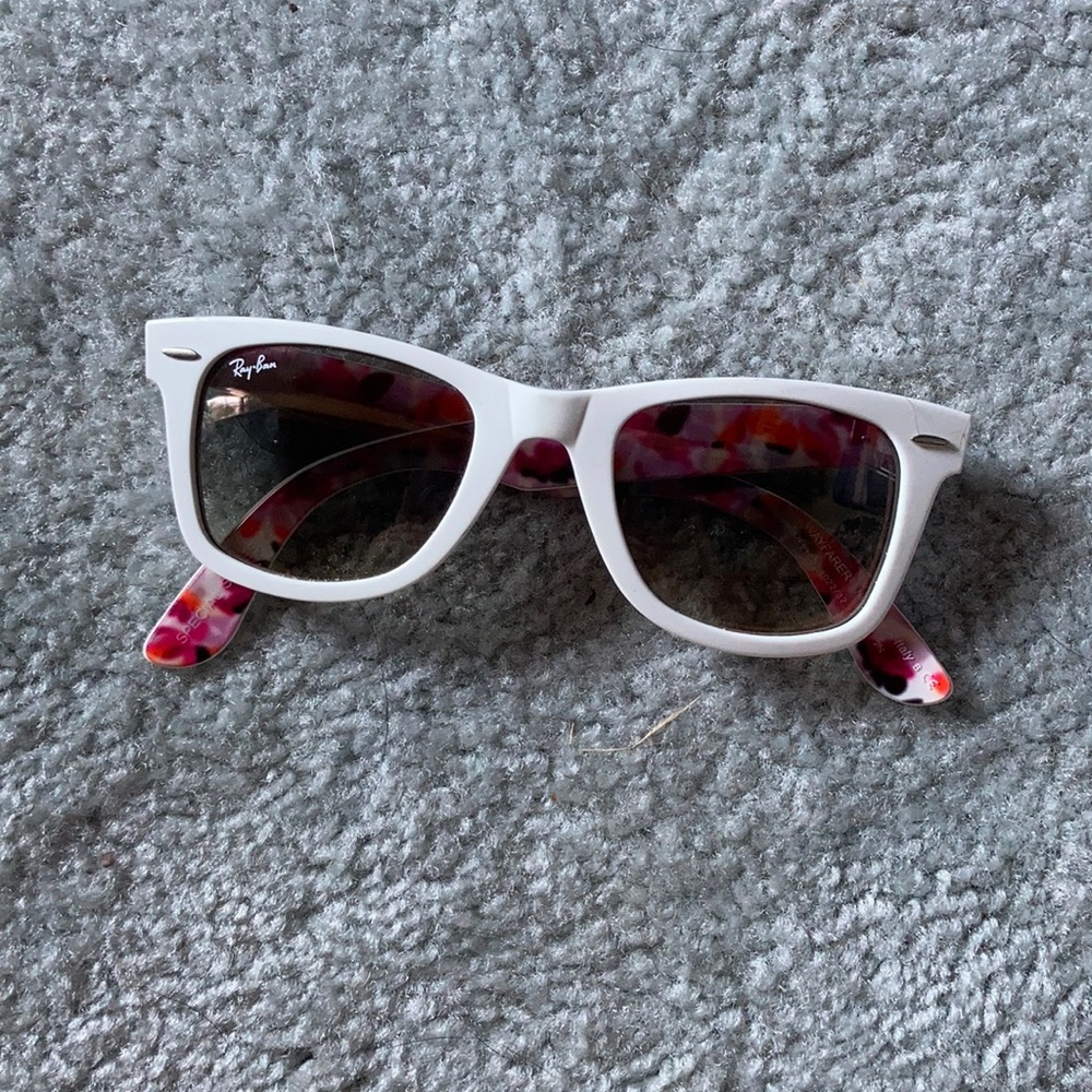 Ray-Ban White Frame Wayfarer Sunglasses with Pink Patterned Temples